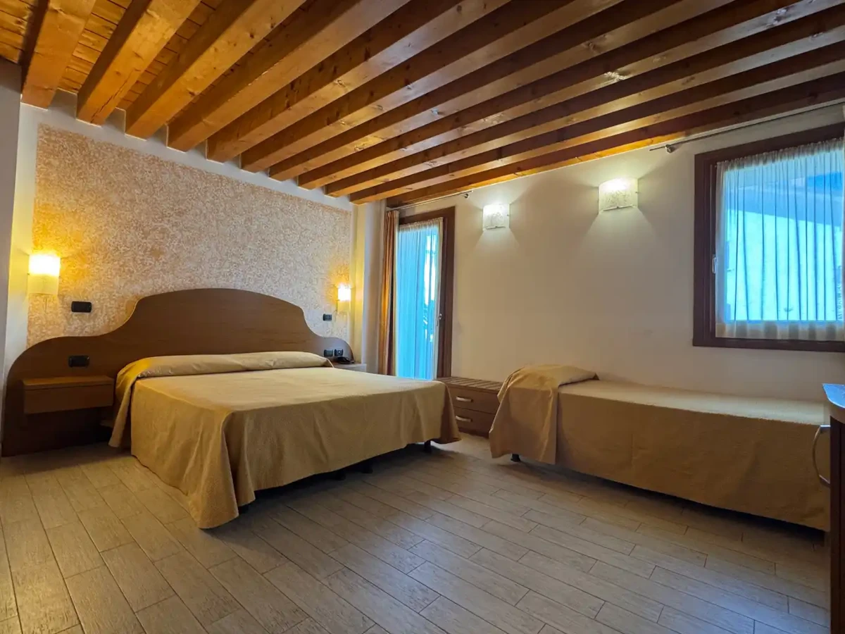 Comfort Triple Room